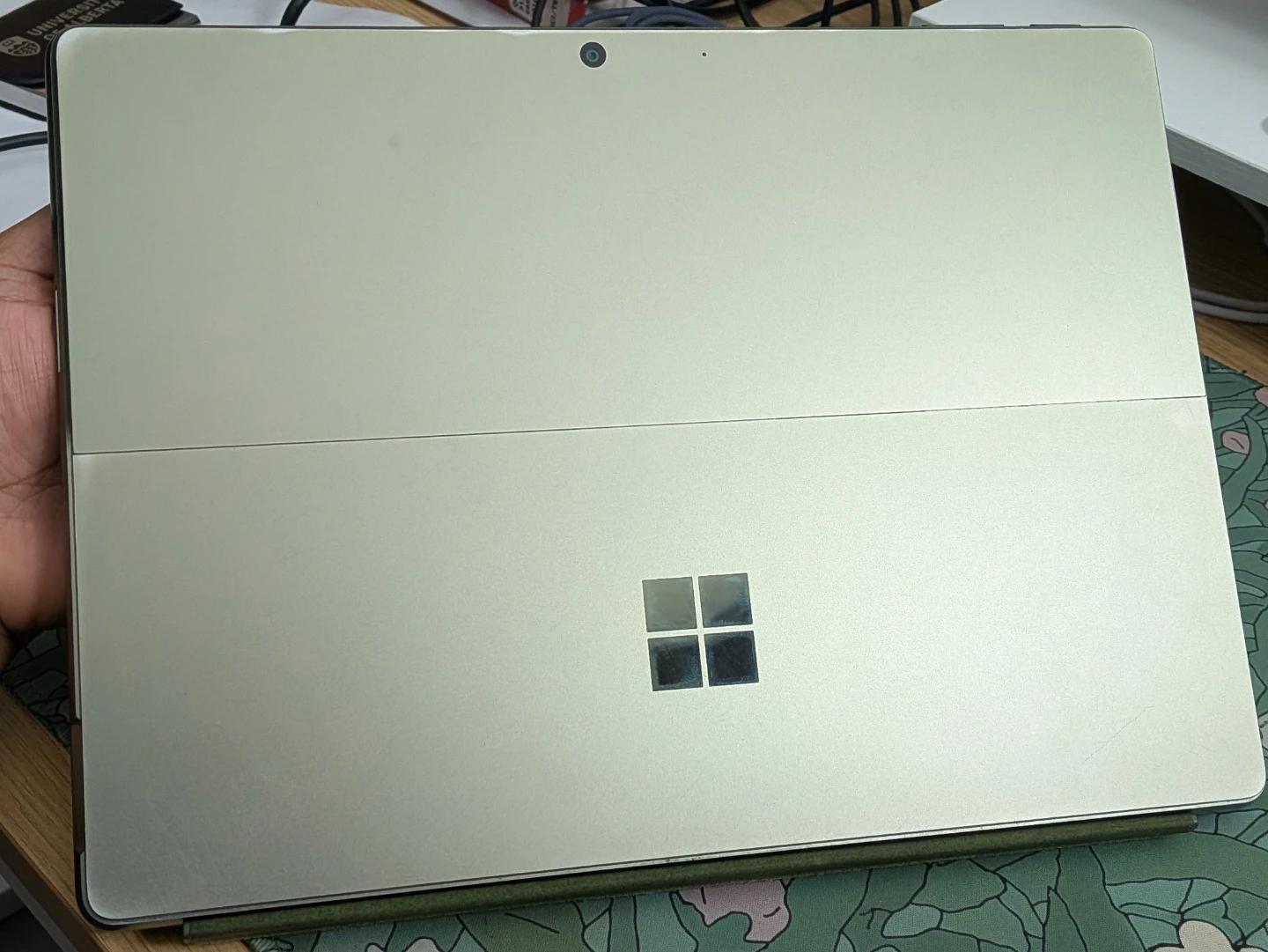 Microsoft Surface Pro 9 - 256GB SSD, 8GB RAM - photo 2