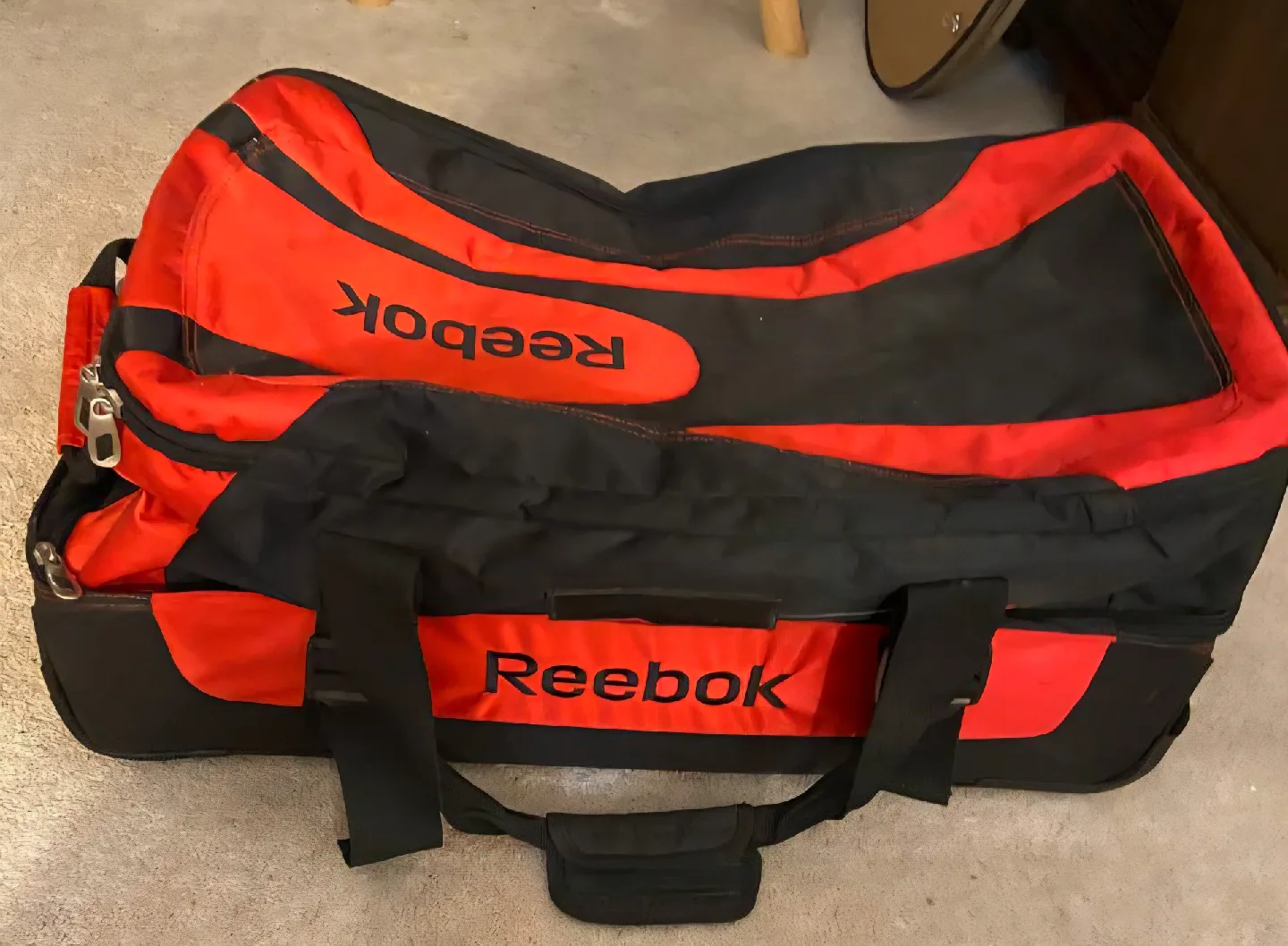 Reebok Rolling Backpack - Red & Black image indicator(3)