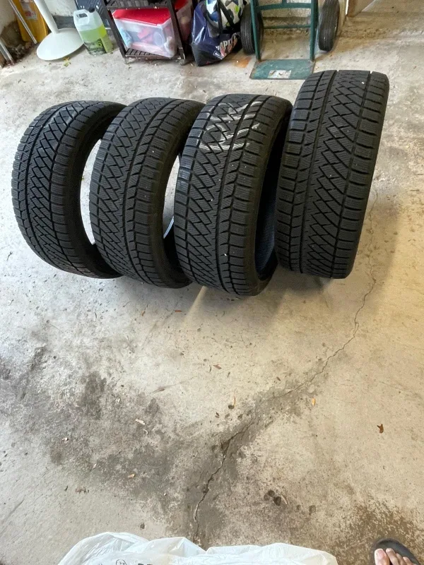 Haida Winter Tires 235/40R19