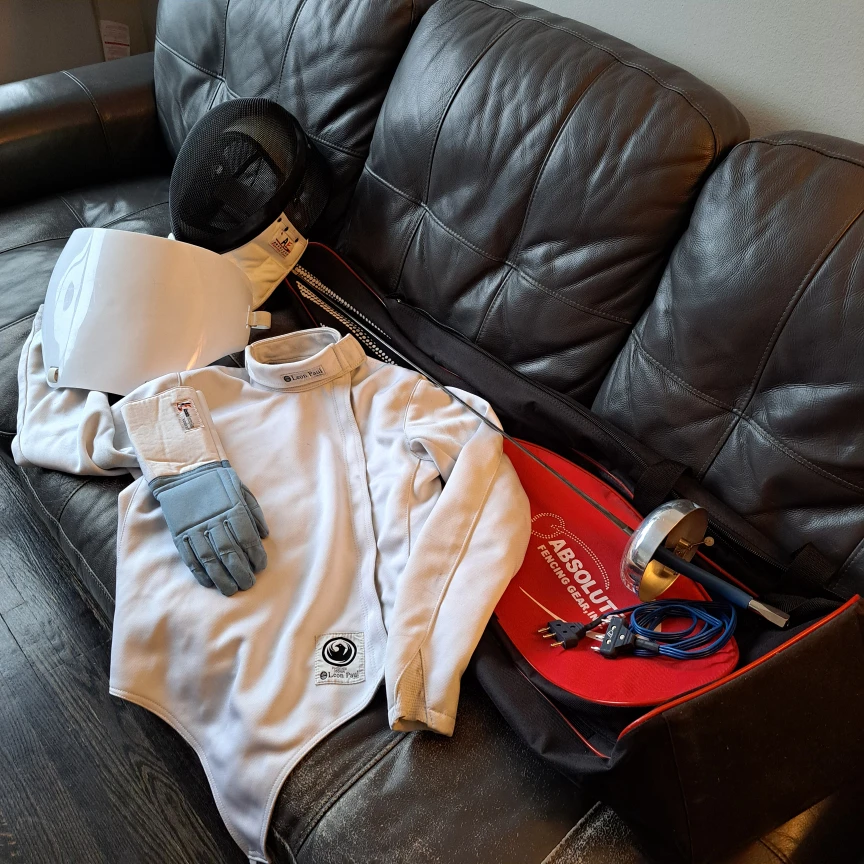 Leon Paul Fencing Gear Set *SALE* - photo 2