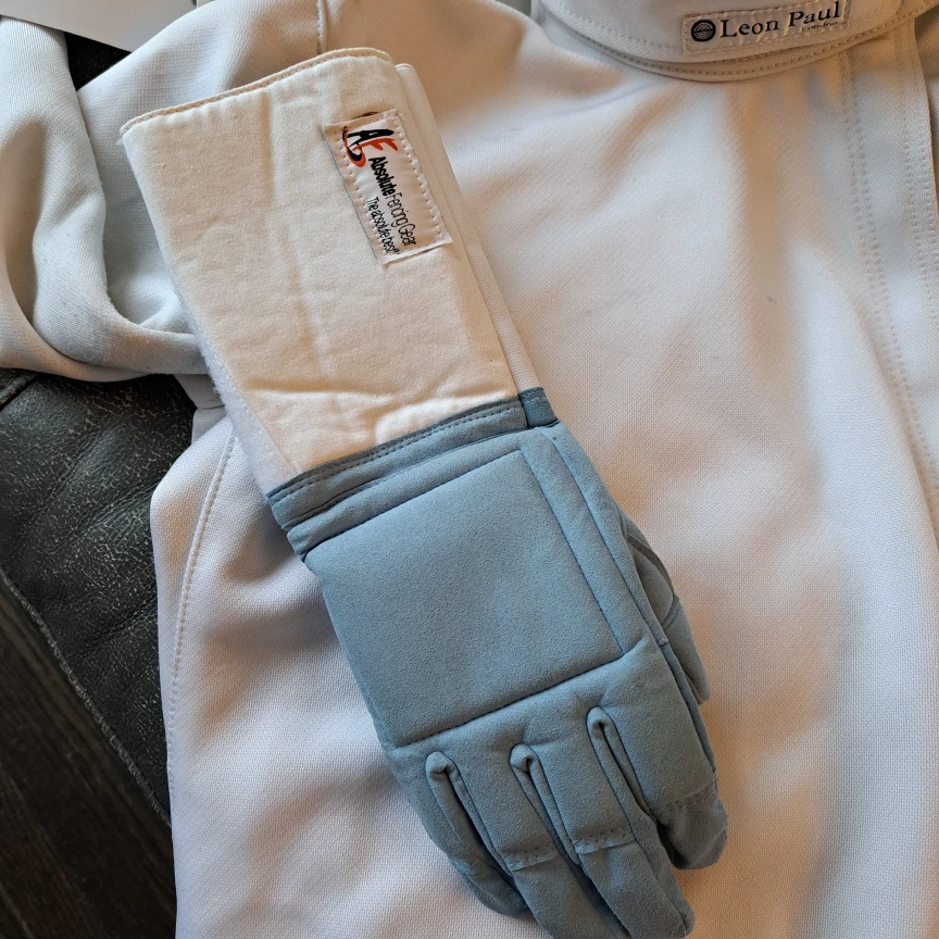 Leon Paul Fencing Gear Set *SALE* - photo 3