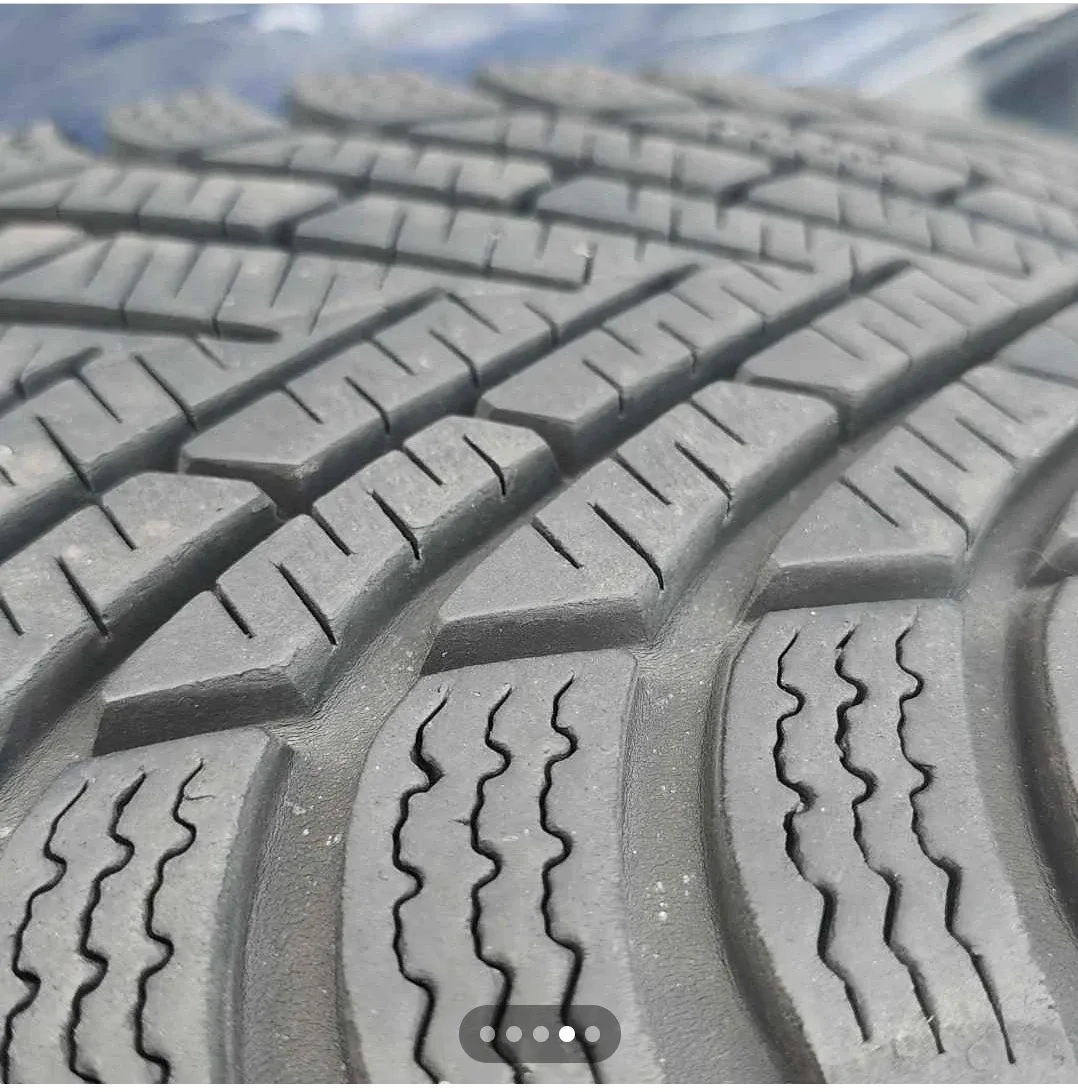 Pirelli Winter Tires - 205/55 R17 - Set of 4 image indicator(6)