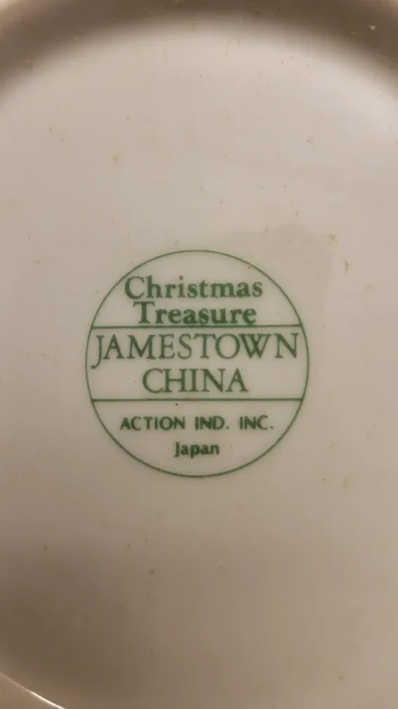 Vintage Fine Porcelain Christmas Teapot MadeInJapan 24K GoldTrim image indicator(3)