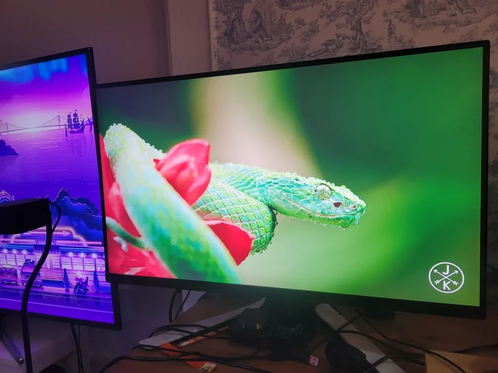 Alienware AW2720HF 27" FHD 240Hz Gaming Monitor image indicator(3)