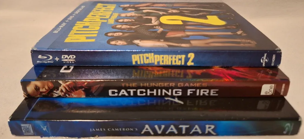 Blu-ray Movie Bundle: Pitch Perfect 2, Hunger Games, Avatar