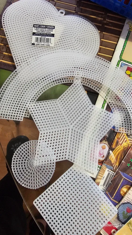 Plastic Canvas Crafts Magazines and Plastic Canvas image indicator(6)