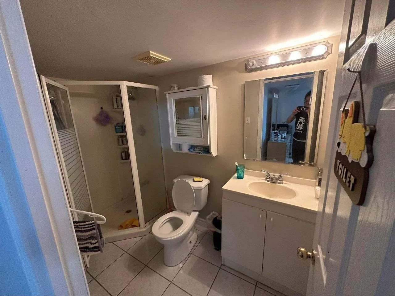 Shared Room For Rent At Mississauga image indicator(5)