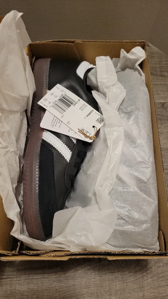 New Adidas Samba Classic Black & White - US 4 image indicator(7)