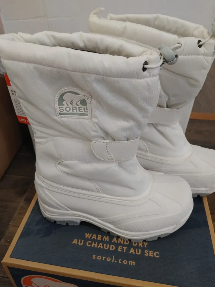 🧡BRAND NEW SOREL WINTER BOOTS WOMENS SIZE 6