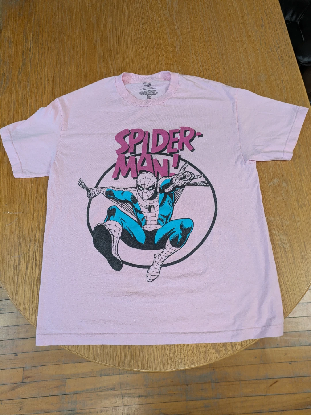 Pink classic Spiderman t-shirt size L
