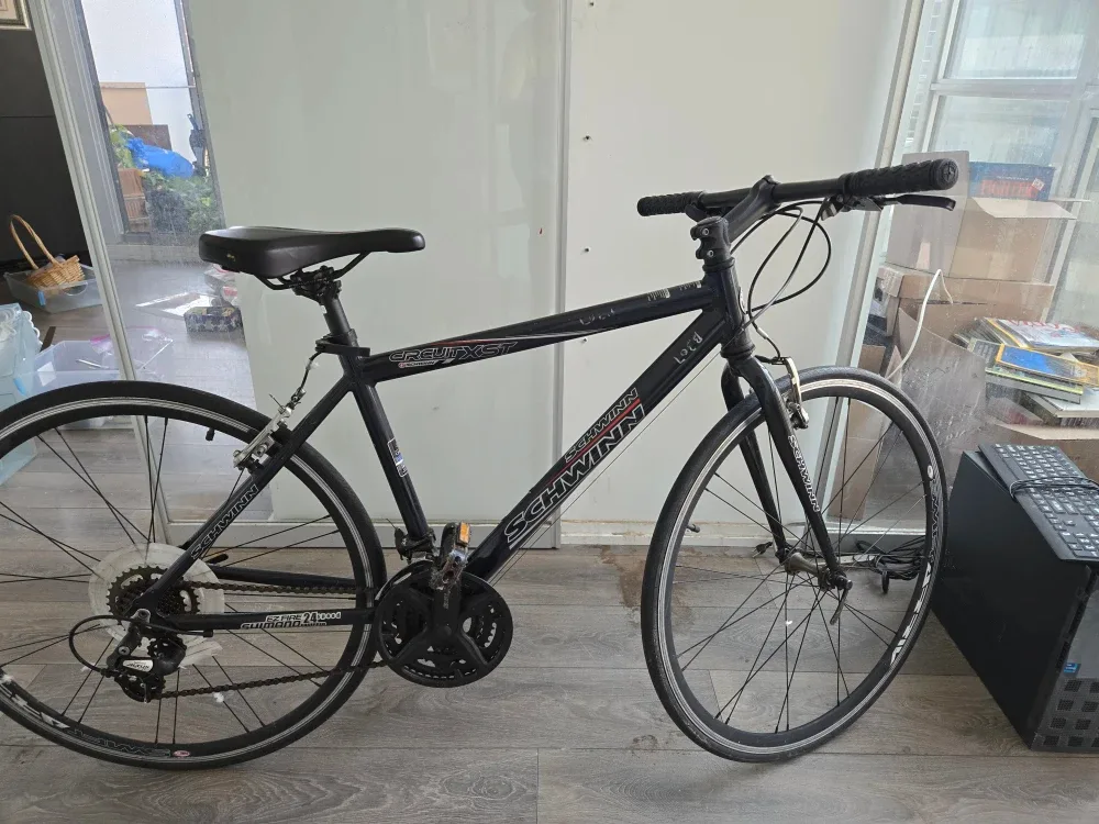 Schwinn Circuit XST Road Bike