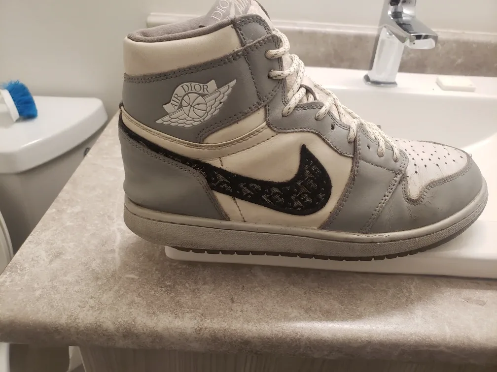 Nike Air Jordan 1 Dior High Top Sneakers