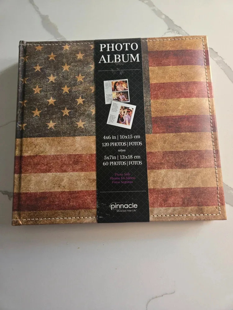 Pinnacle Photo Album - American Flag Design