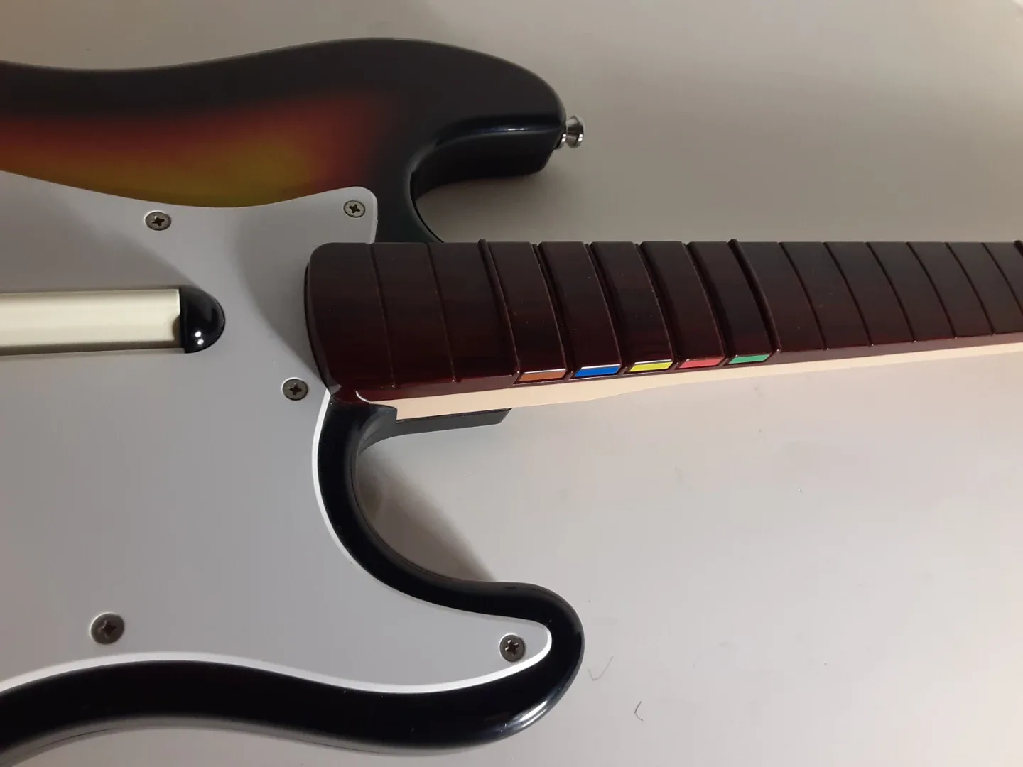 Rockband Xbox 360 - Fender Stratocaster Guitar Controller image indicator(4)