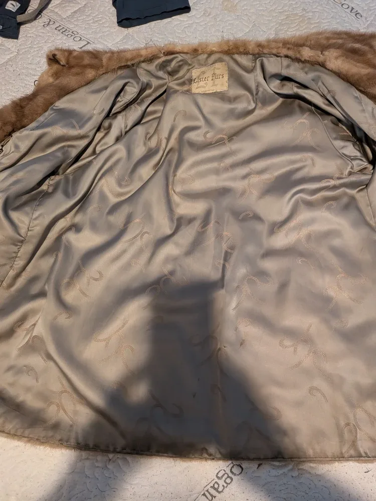 Lister Furs Mink Fur Coat - Edmonton Price Negotiable image indicator(4)