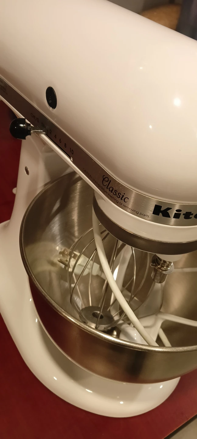 KitchenAid Classic Stand Mixer - White - photo 2