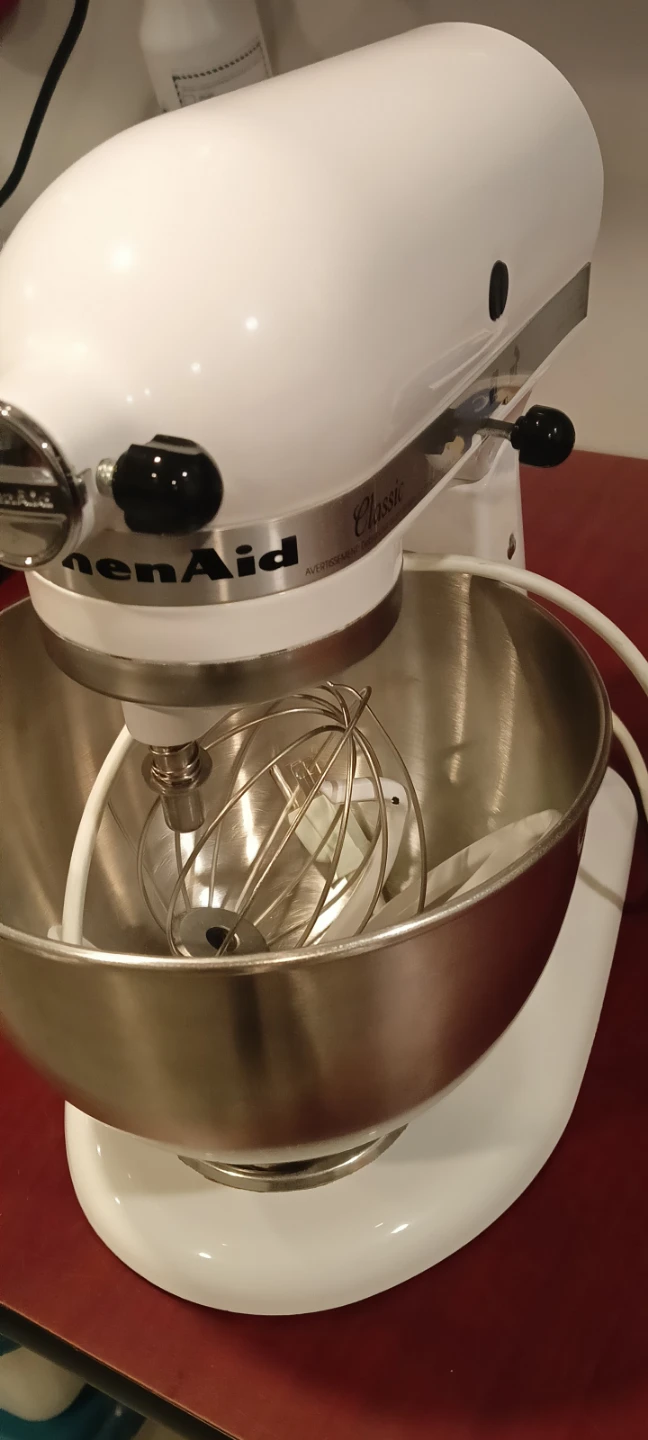 KitchenAid Classic Stand Mixer - White - photo 3
