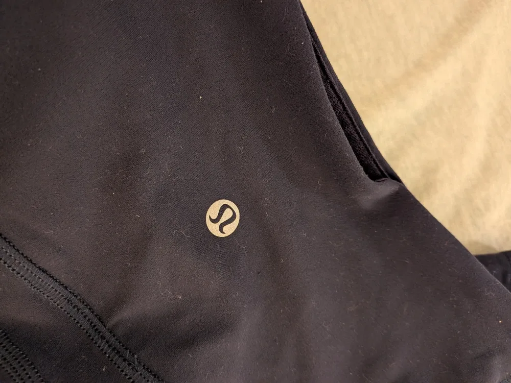 Lululemon Groove Super-High-Rise Crop 23" Size 4 image indicator(4)