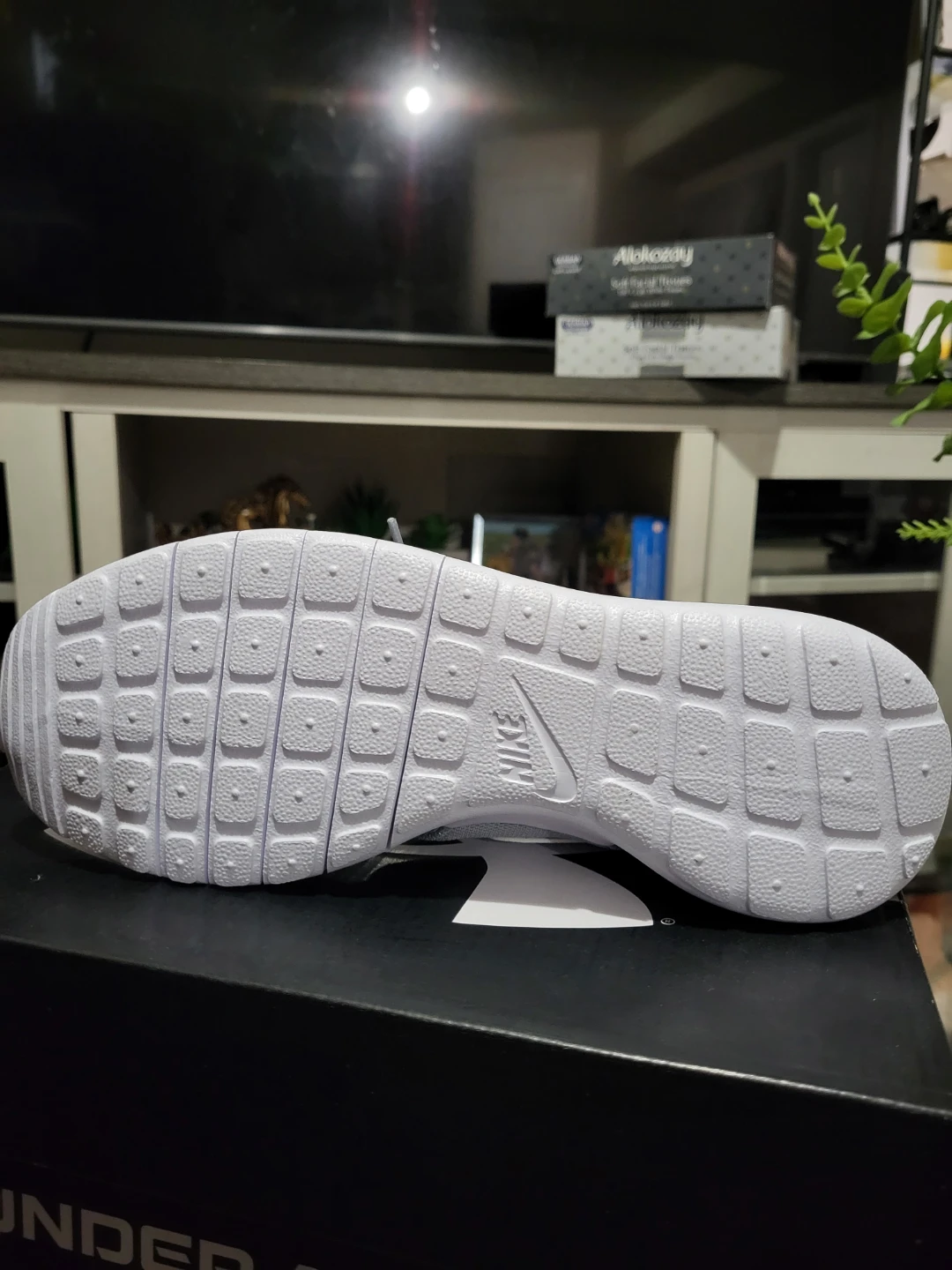 Nike Roshe One Grey Sneakers