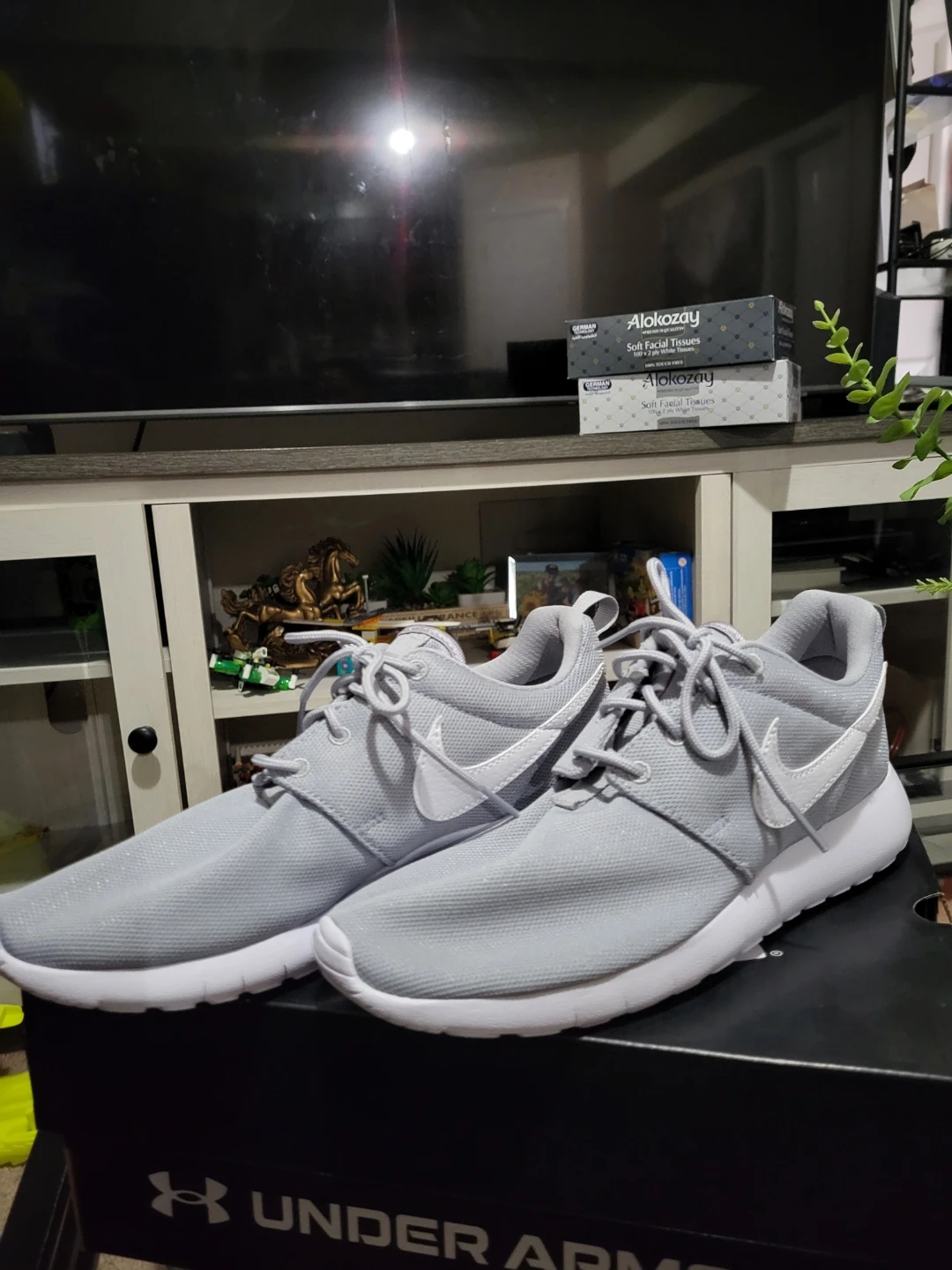 Nike Roshe One Grey Sneakers - photo 3