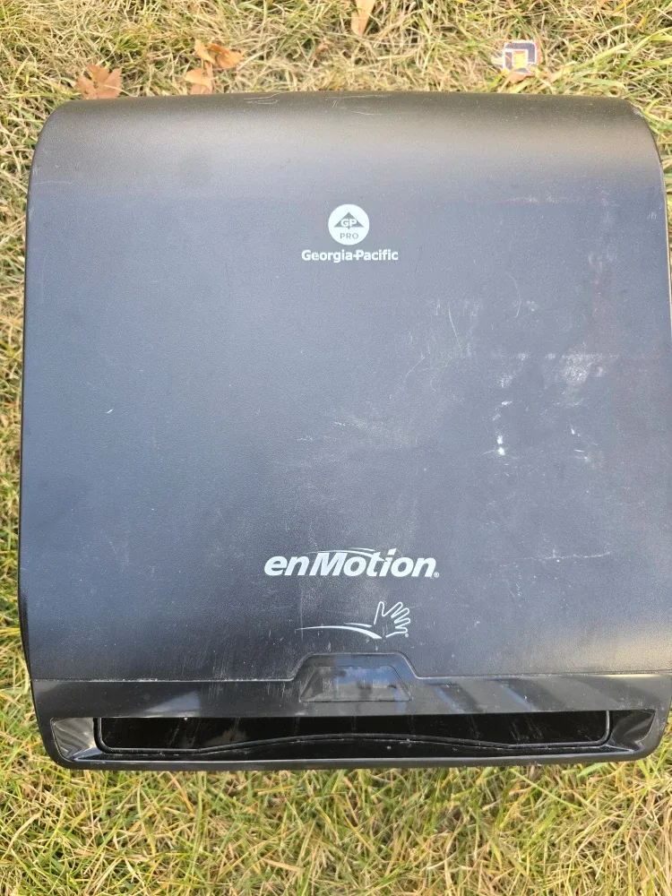 Georgia-Pacific enMotion Paper Towel Dispenser image indicator(2)