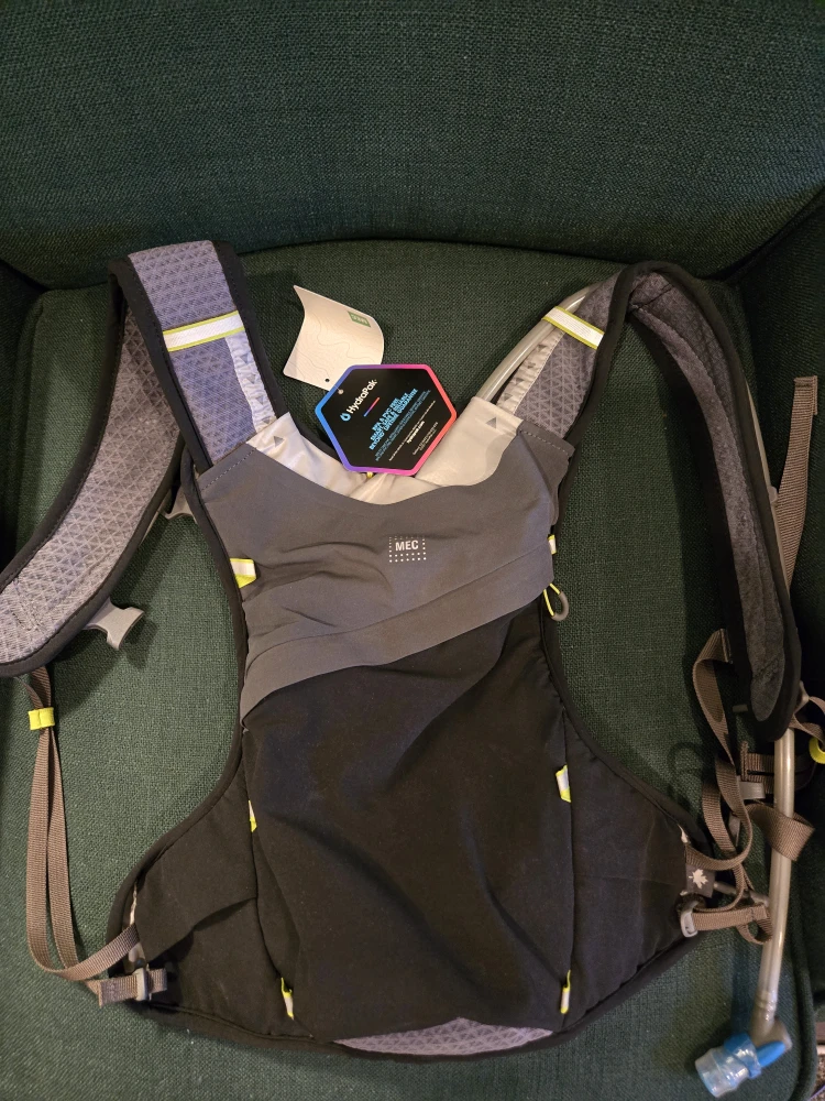 MEC Hydrasik Hydration Pack - New with Tags!