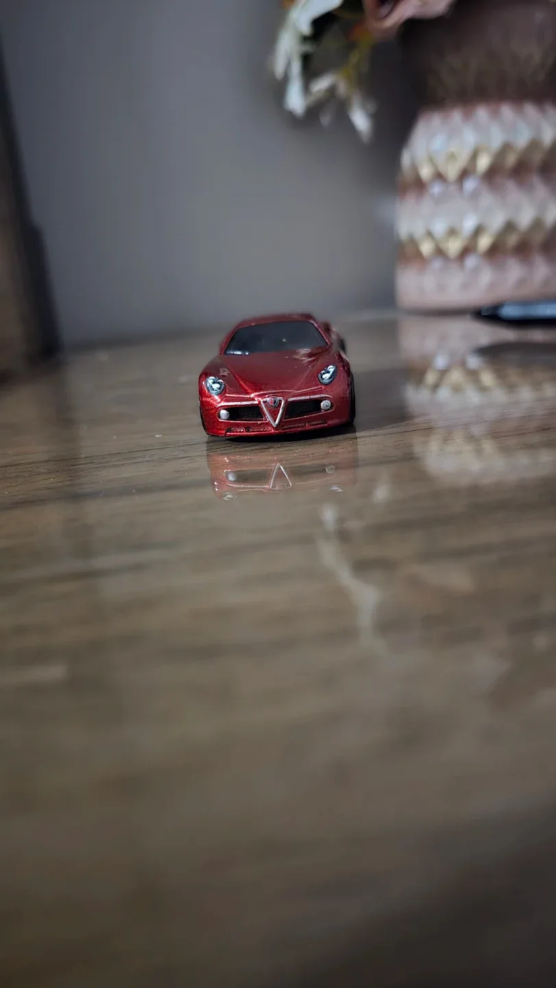 Hot Wheels Alfa Romeo 8C Competizione image indicator(5)