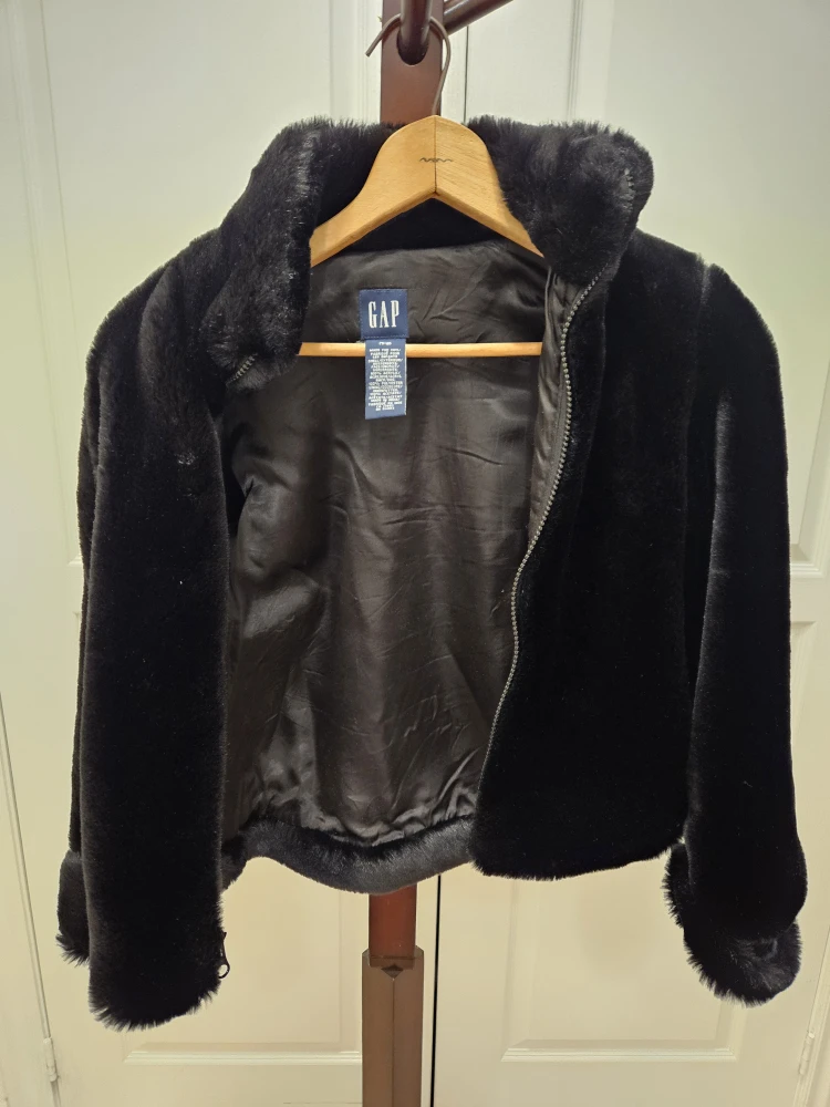 GAP Kids Black Faux Fur Jacket (Size 7-8) - photo 2