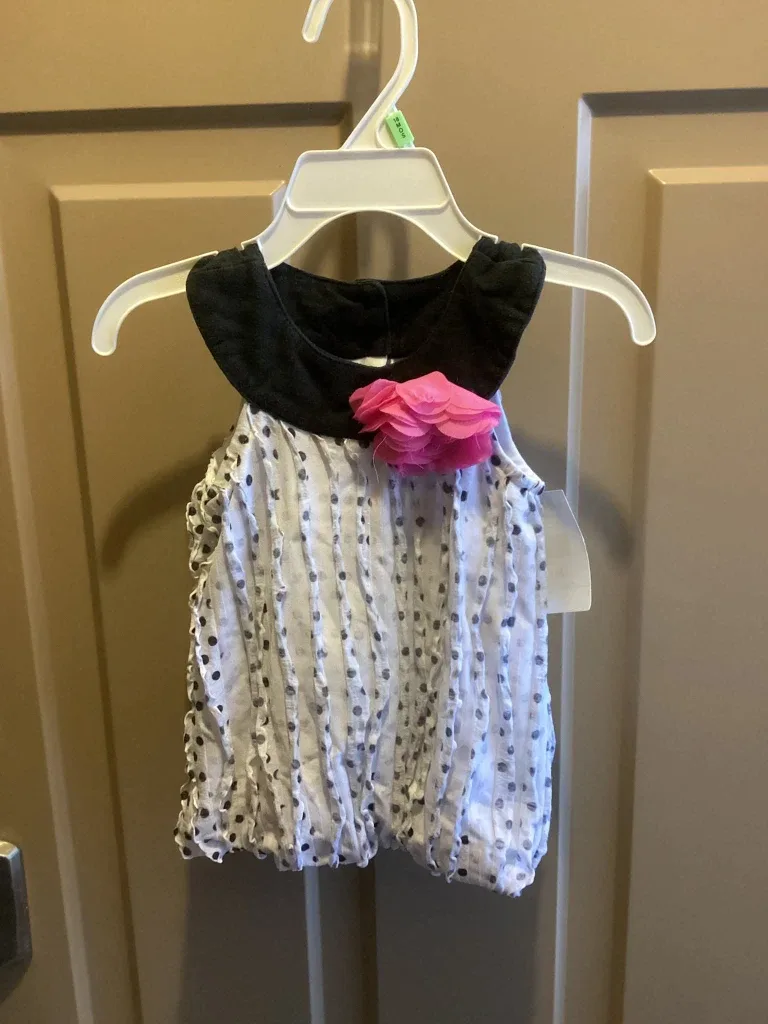 Girls sz 12 months dresses $3 each image indicator(4)