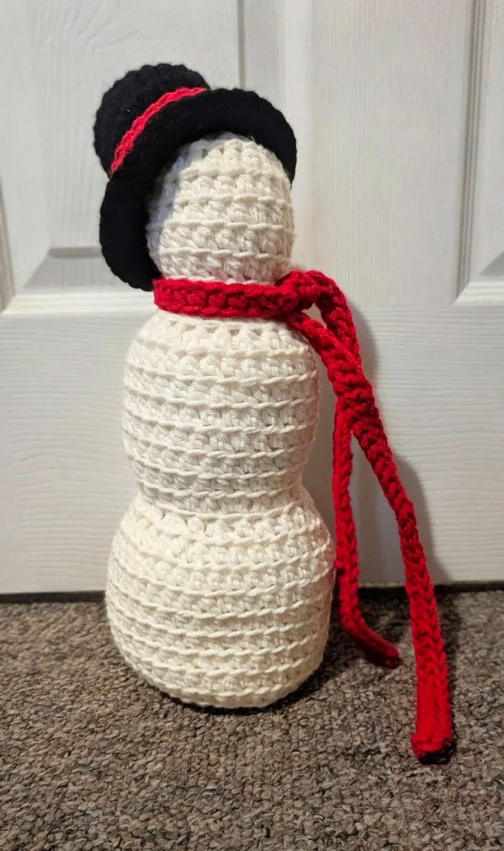 Crocheted Snowman Decoration