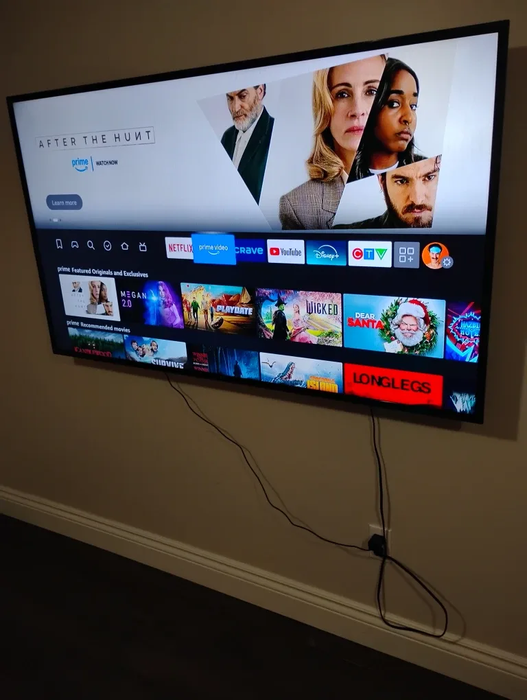 LG 65" 4k smart tv image indicator(2)