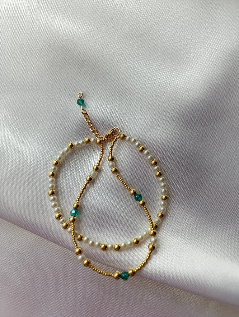 Handmade Beaded Bracelets - photo 2