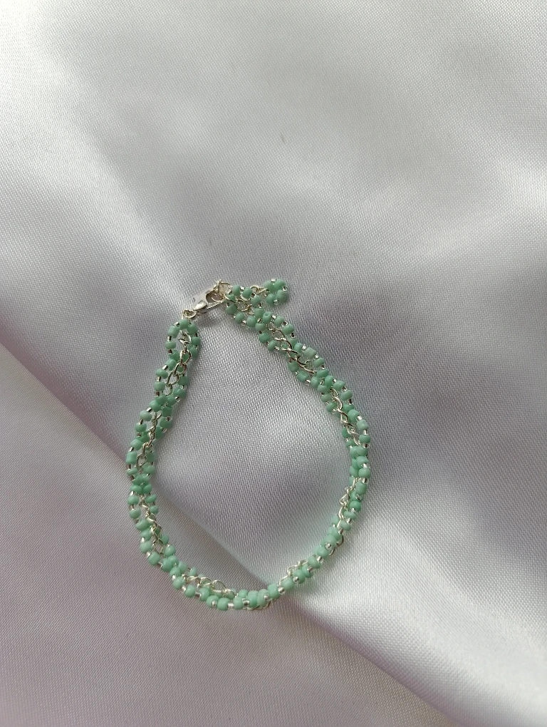 Handmade Beaded Bracelets - photo 5