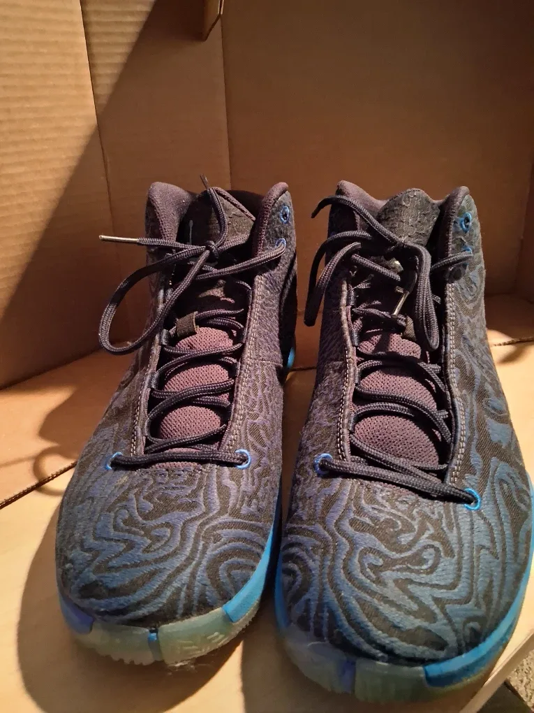 Jordan Aero Mania High-Top Sneakers image indicator(2)