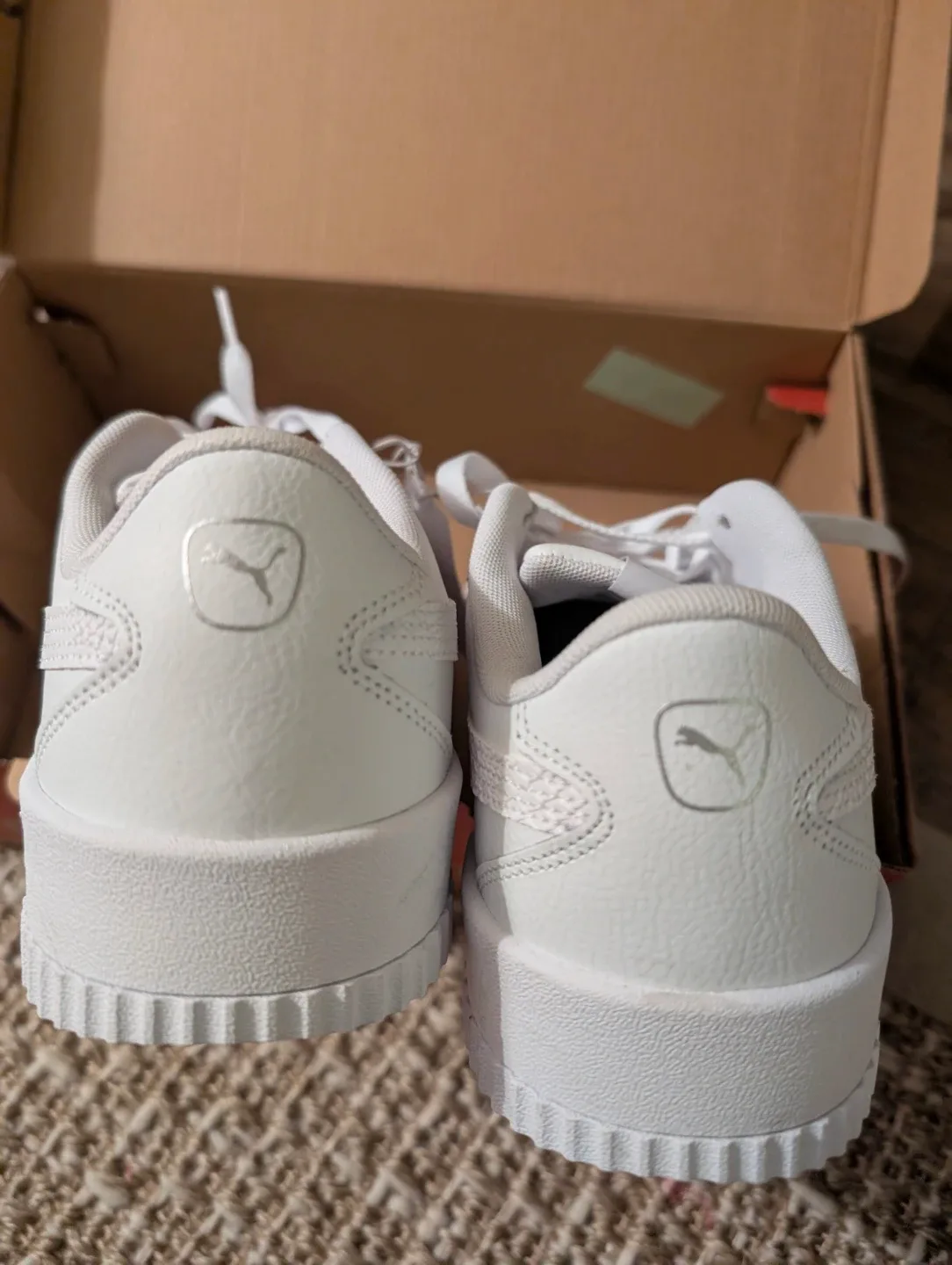 NEW Puma Court Women's White Sneakers, Size 10 image indicator(4)