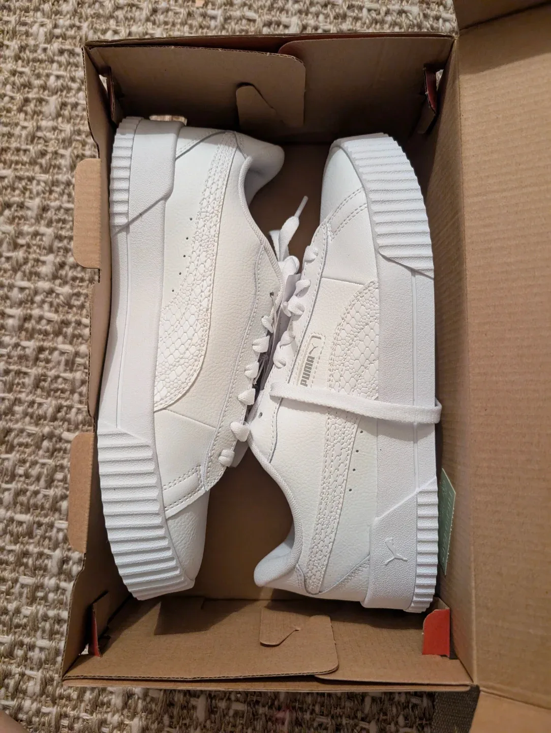NEW Puma Court Women's White Sneakers, Size 10 image indicator(5)