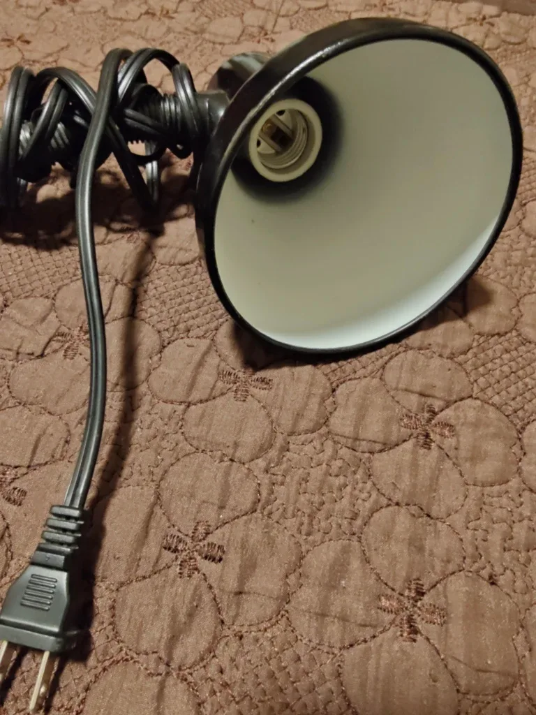 Black Clip-on Desk Lamp image indicator(2)