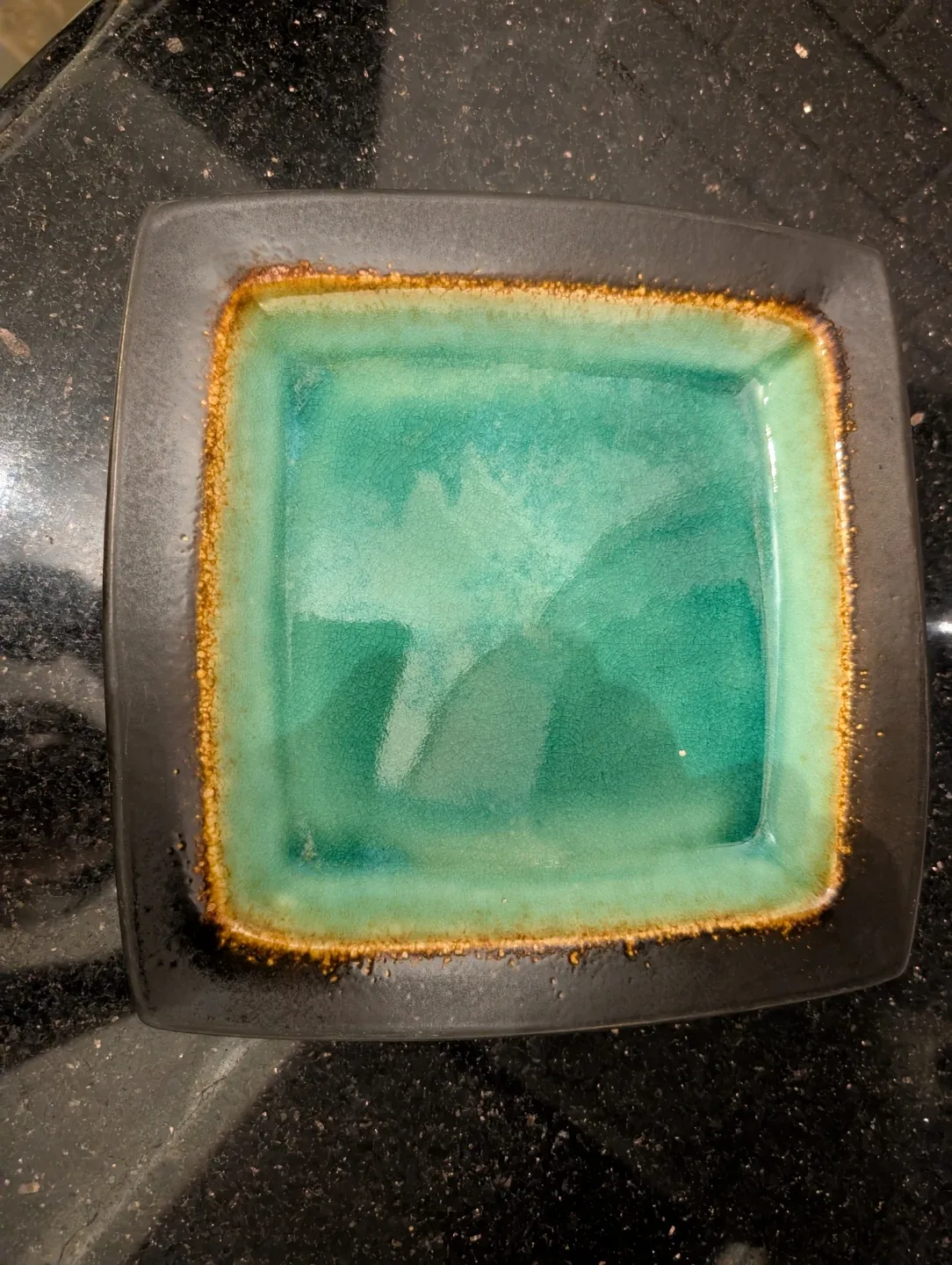 Set of 7 each - Green & Black Bowls & Plates 🥕 thumbnail