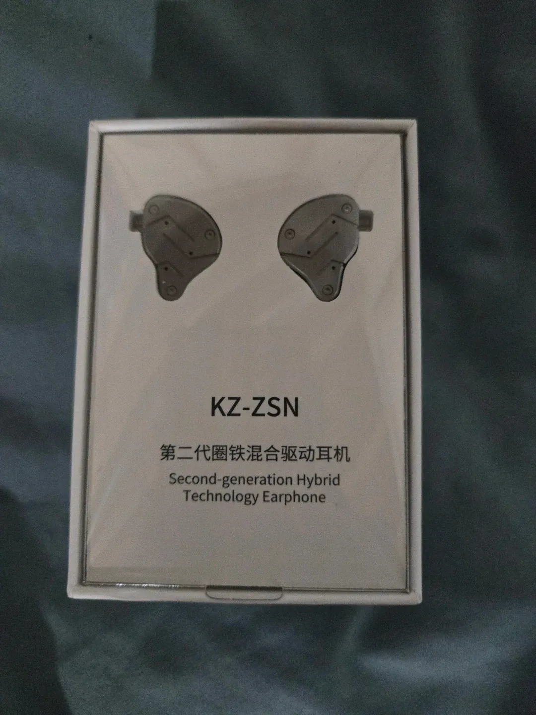 KZ-ZSN Second-generation Hybrid Technology Earphone image indicator(2)