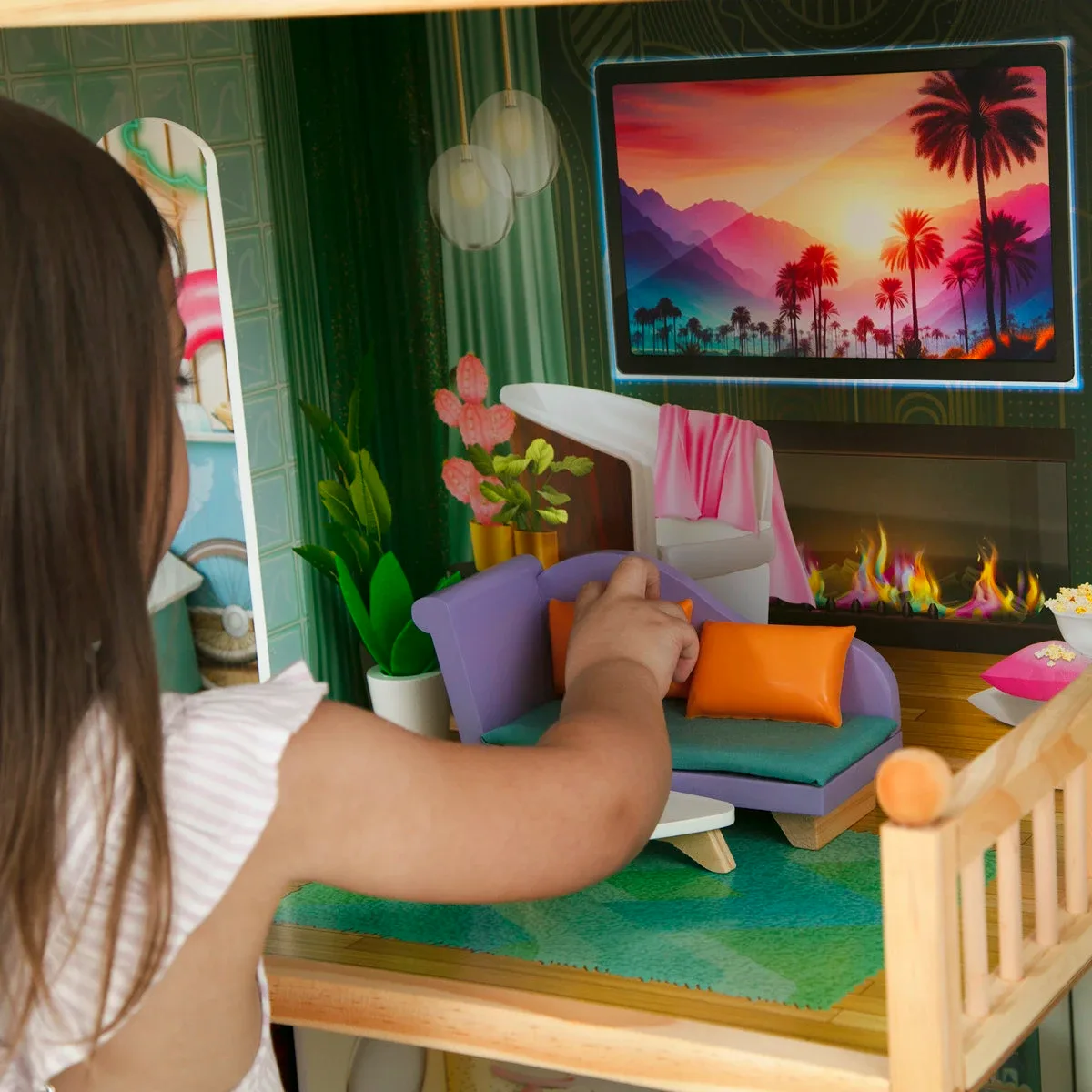 Delta Children Deluxe Maui Dollhouse image indicator(5)