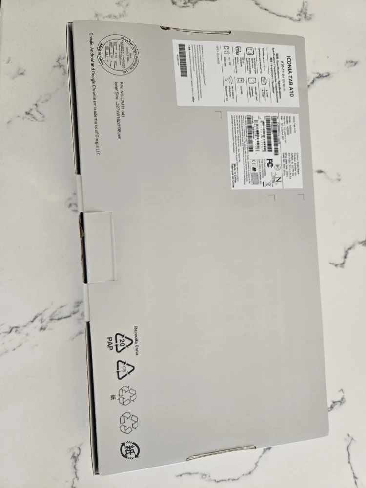 Acer Iconia Tab A10 - 10 inch Tablet + Case - photo 2