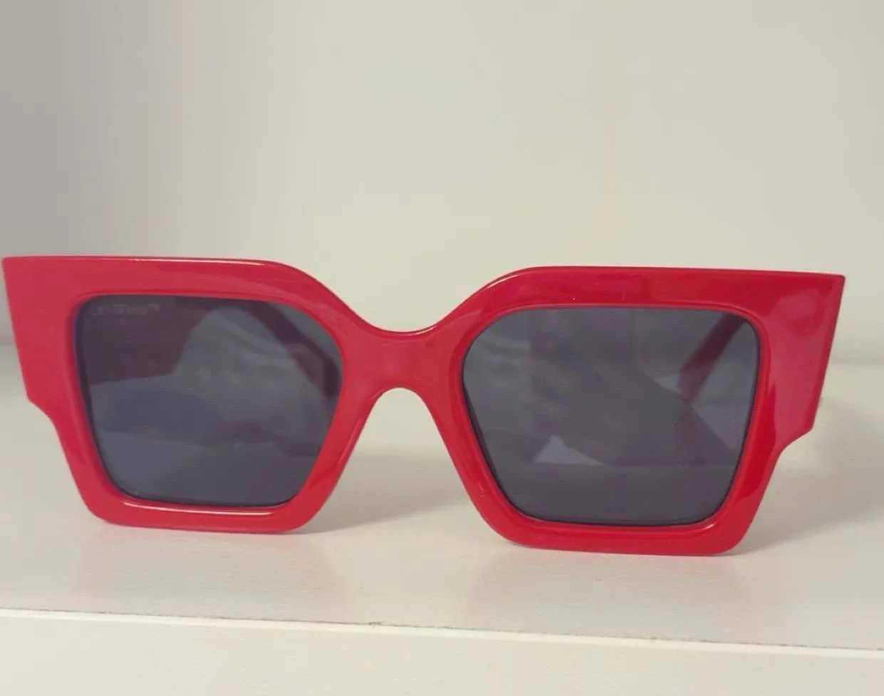 Sunglasses image indicator(8)