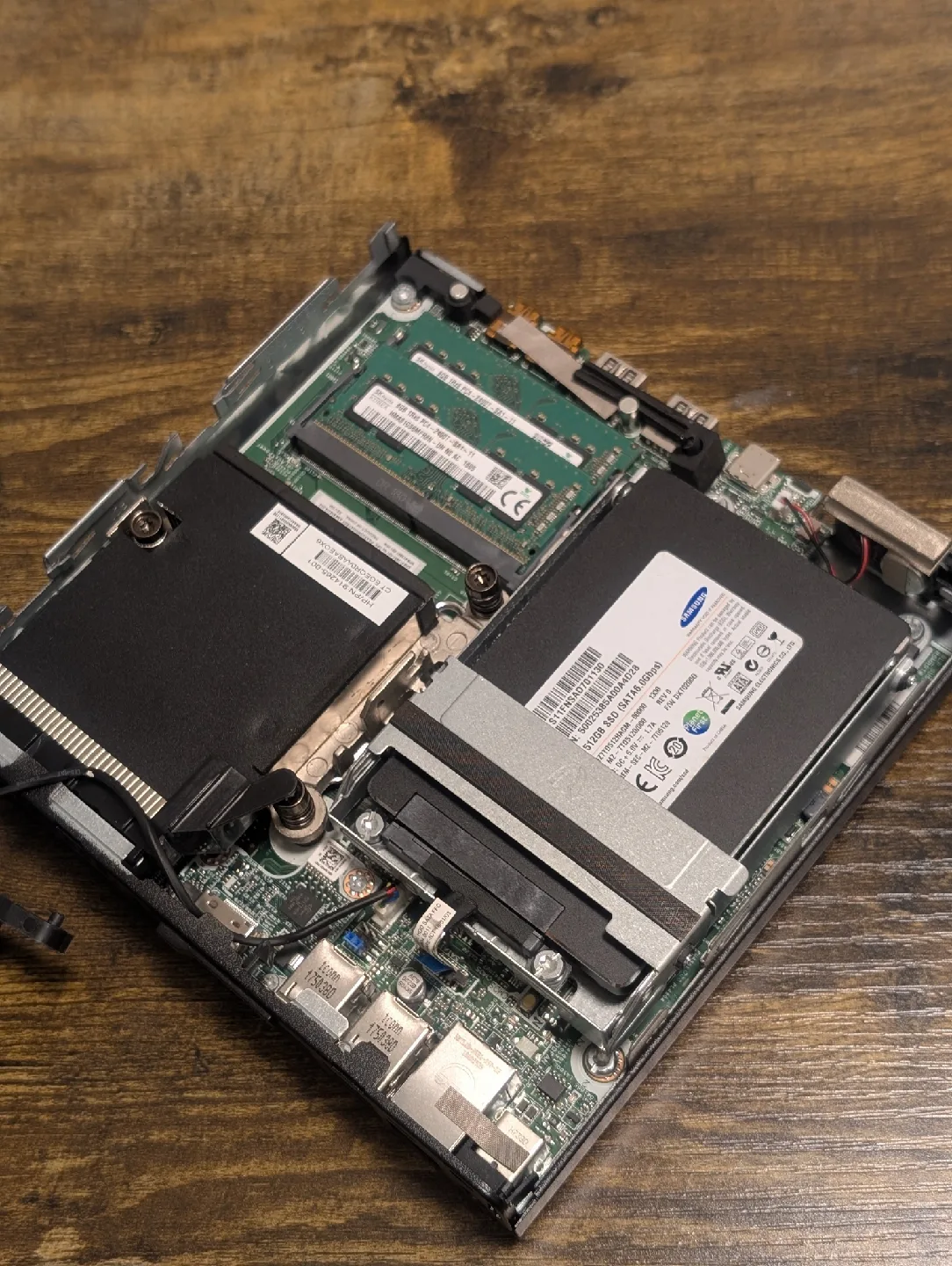 HP ProDesk 600 G3 Mini PC image indicator(3)