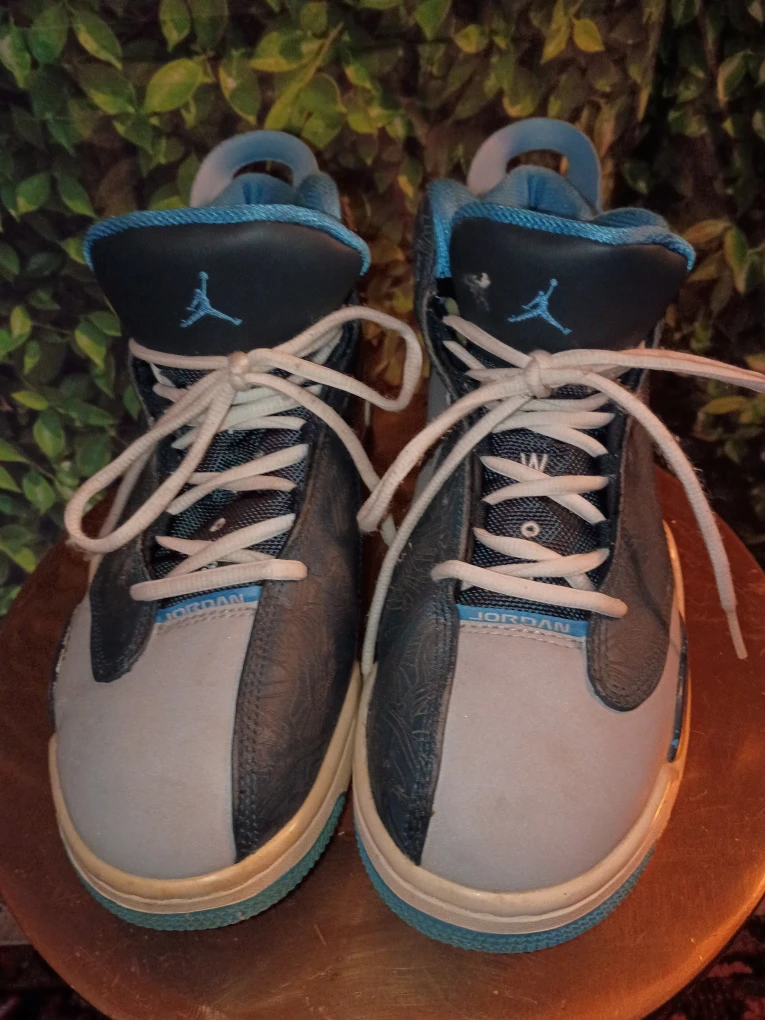 Jordan Dub Zero Wolf Gray Basketball Shoes sz 9.5 - photo 3