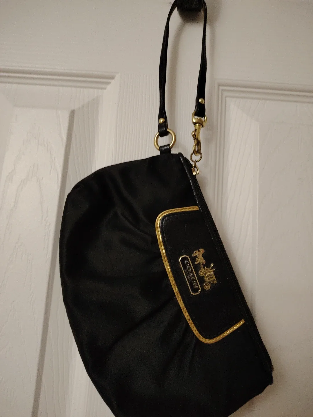 Vintage Coach Black Clutch Purse image indicator(2)