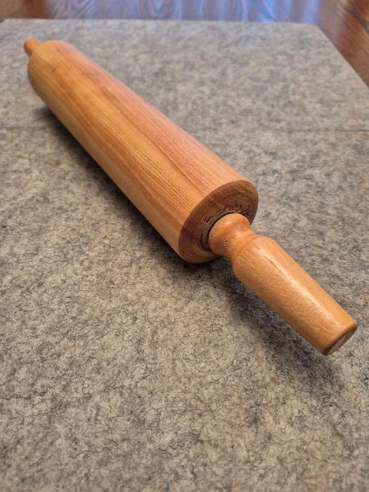 Rolling Pin: Vintage Solid Wood Rolling Pin "Baribo Maid" image indicator(5)