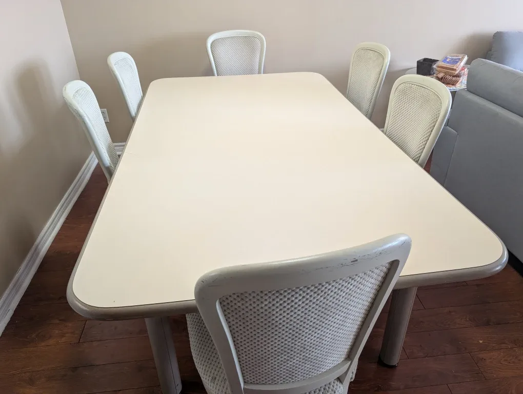 Dining Table with 8 Chairs - Off-White