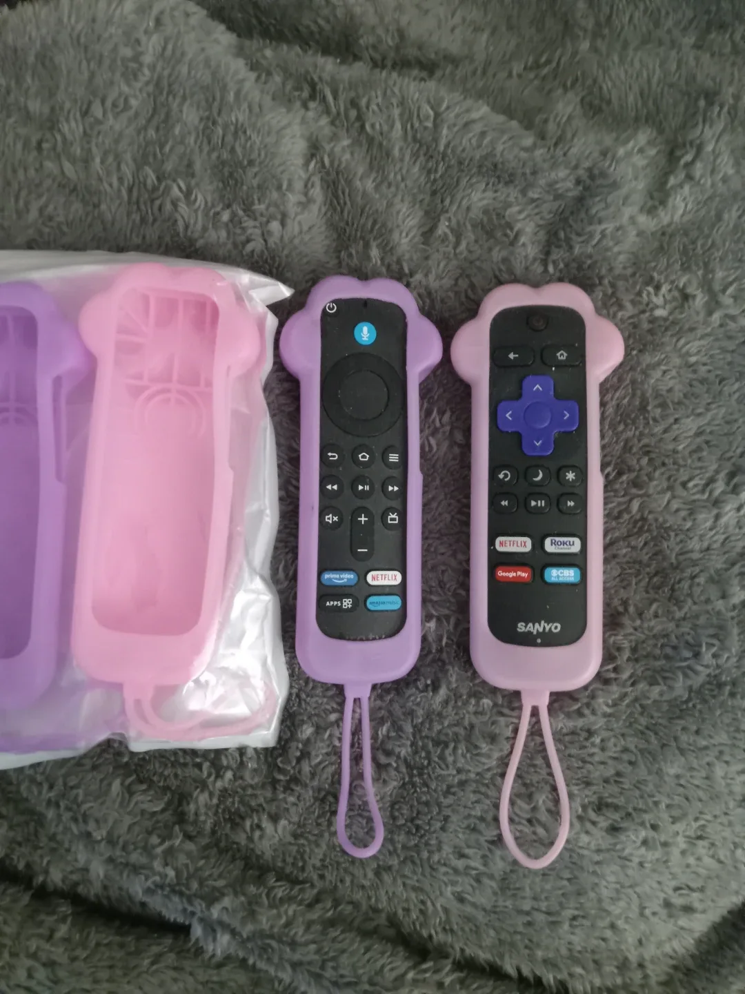 Remote Control Silicone Case - Paw Design brand new 2 pack image indicator(2)
