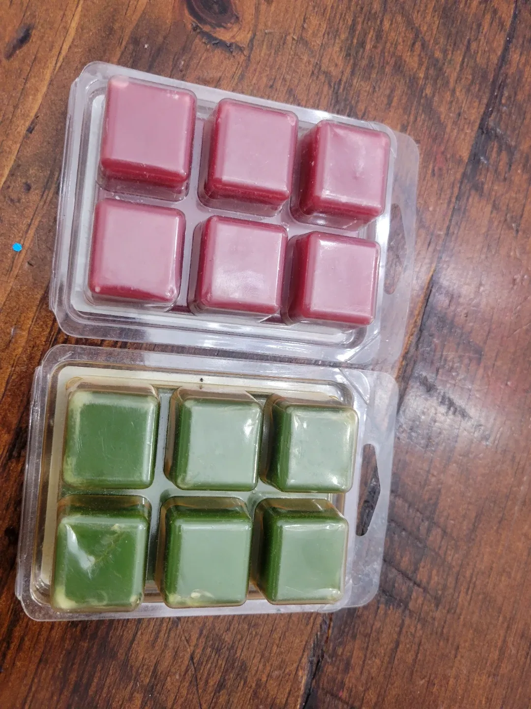 ScentSational Scented Wax Cubes - Welcome & Perfectly Pine image indicator(2)