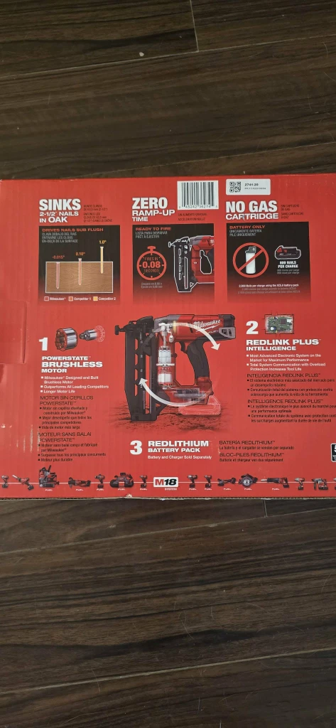 New Milwaukee M18 FUEL Nailer, Bit Set & PACKOUT - photo 3